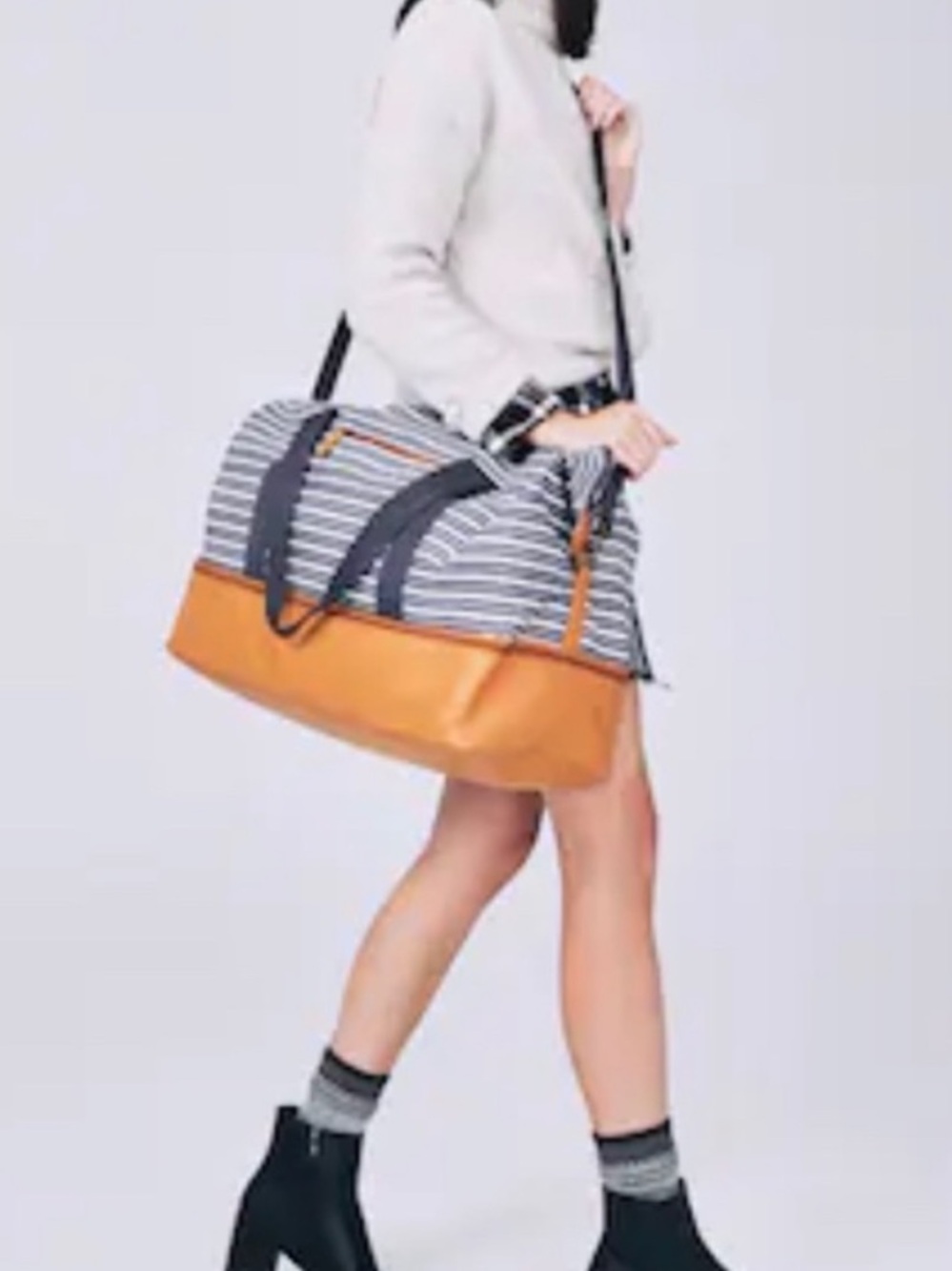 DSW weekender bag. New!